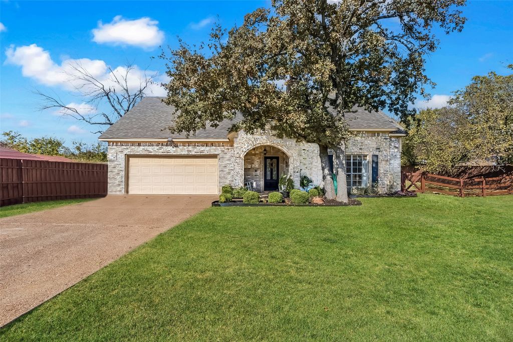 105 Melody Lane, Hickory Creek, TX 75065