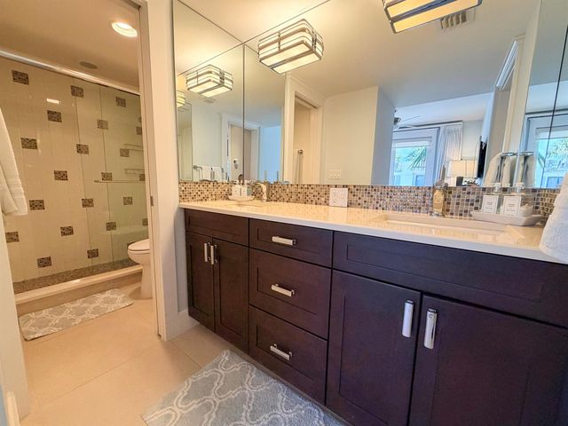 1598 S Ocean Lane 218, Fort Lauderdale, FL 33316