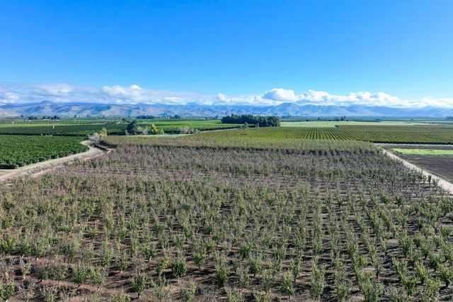 0 S Crawford Avenue, Reedley, CA 93654