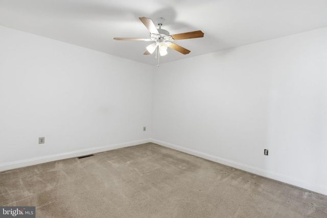 705 E KENNEDY RD, North Wales, PA 19454