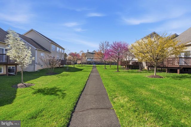 705 E KENNEDY RD, North Wales, PA 19454