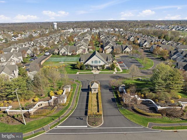 705 E KENNEDY RD, North Wales, PA 19454