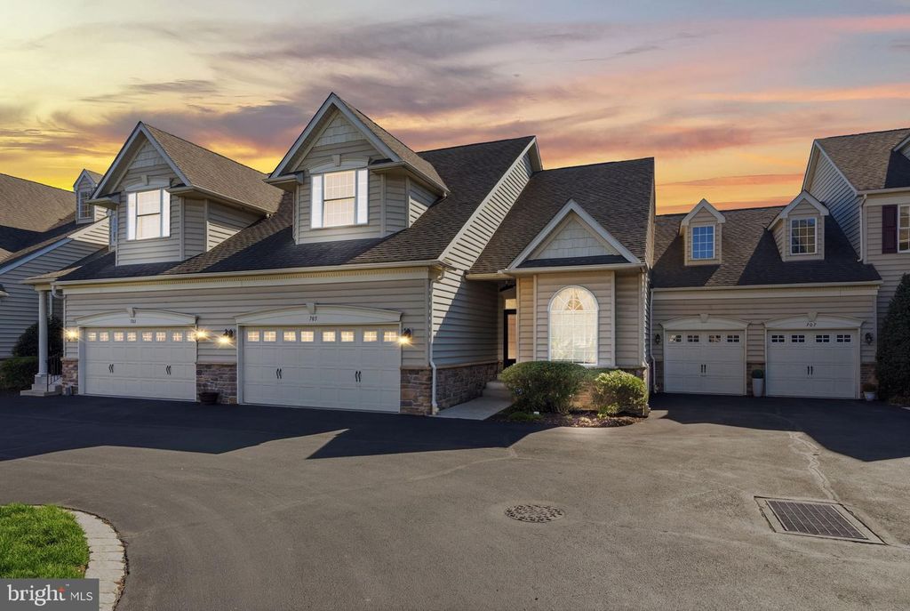 705 E KENNEDY RD, North Wales, PA 19454