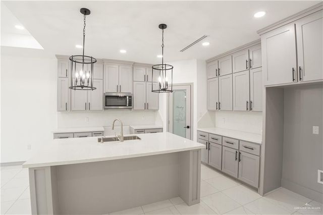 37738 Vineyard Avenue, Brownsville, TX 78526