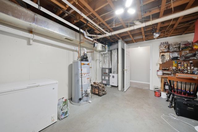 8 Mill Falls Road, Pembroke, NH 03275