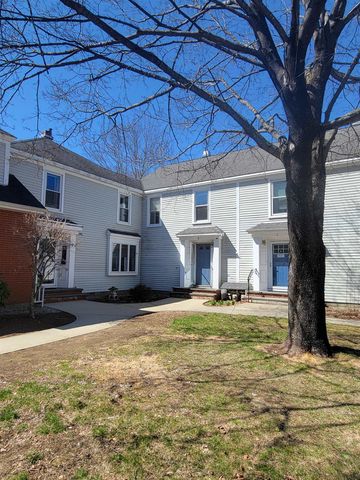 8 Mill Falls Road, Pembroke, NH 03275