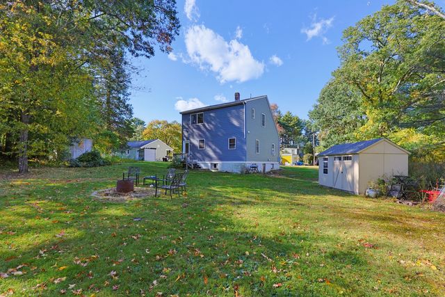 15 W Cedar Rd, Norfolk, MA 02056