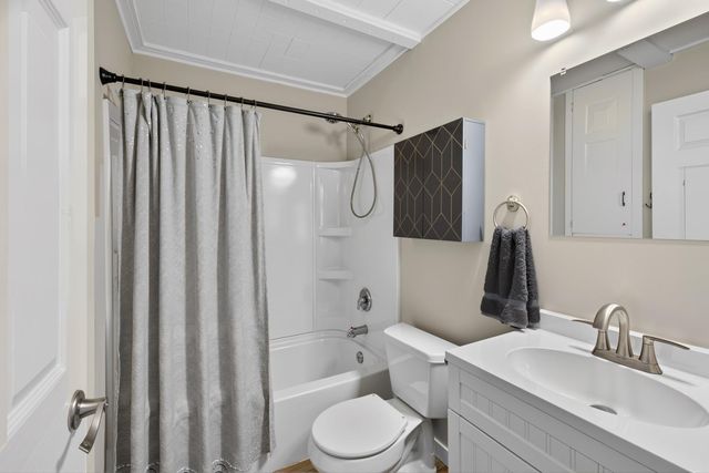 1808 Hillview Lane SE, Rochester, MN 55904