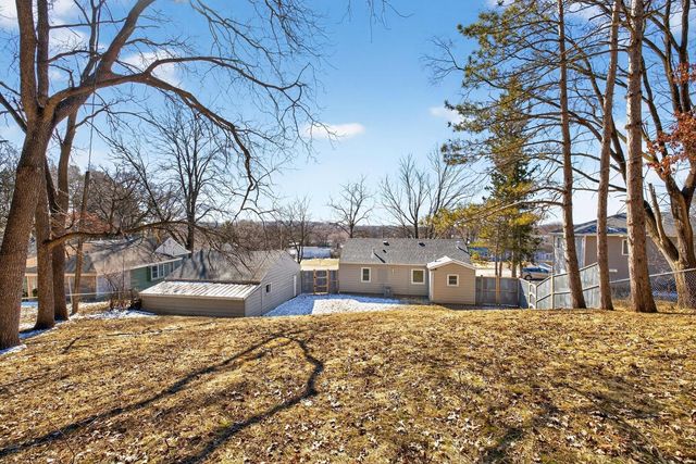 1808 Hillview Lane SE, Rochester, MN 55904