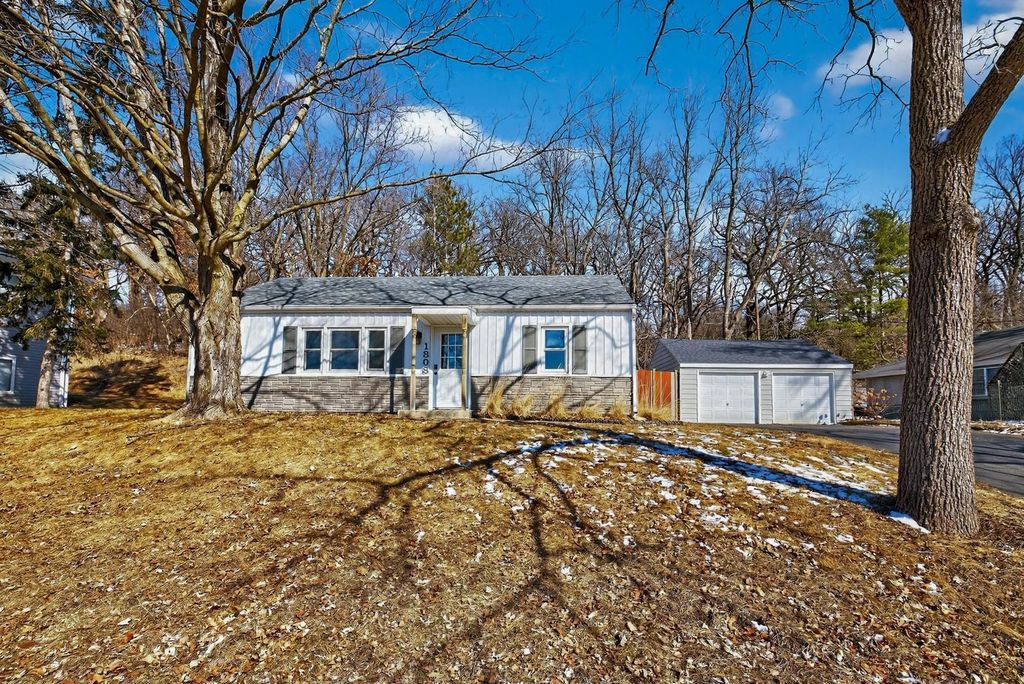 1808 Hillview Lane SE, Rochester, MN 55904