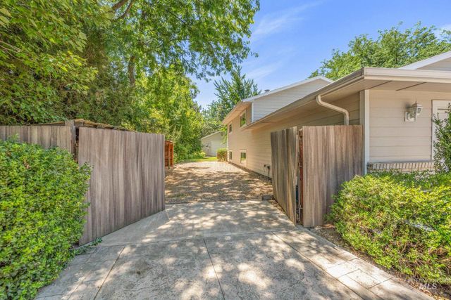 10305 W Calico Street, Boise, ID 83709