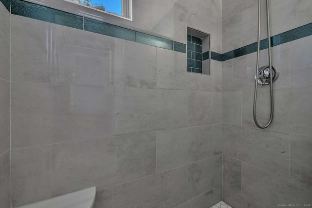 33 Fenwood Road, Old Saybrook, CT 06475