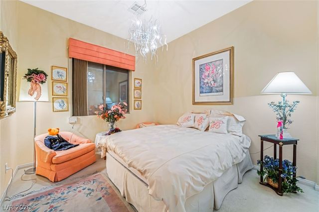 7004 Oakleigh Drive, Las Vegas, NV 89110