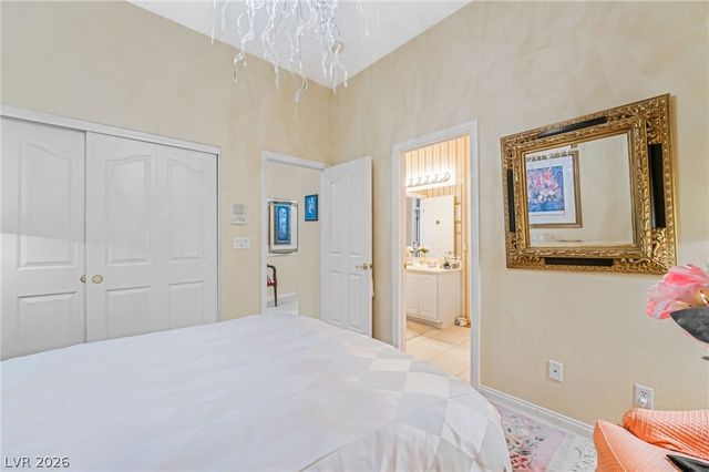 7004 Oakleigh Drive, Las Vegas, NV 89110