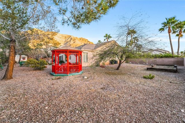 7004 Oakleigh Drive, Las Vegas, NV 89110