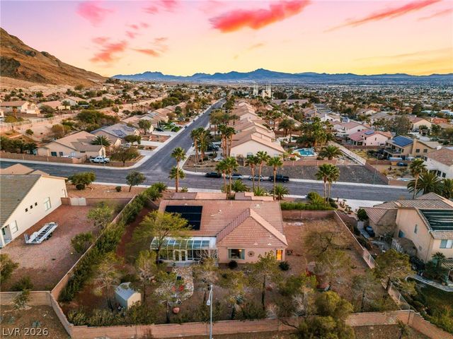 7004 Oakleigh Drive, Las Vegas, NV 89110