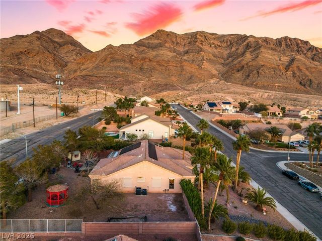 7004 Oakleigh Drive, Las Vegas, NV 89110