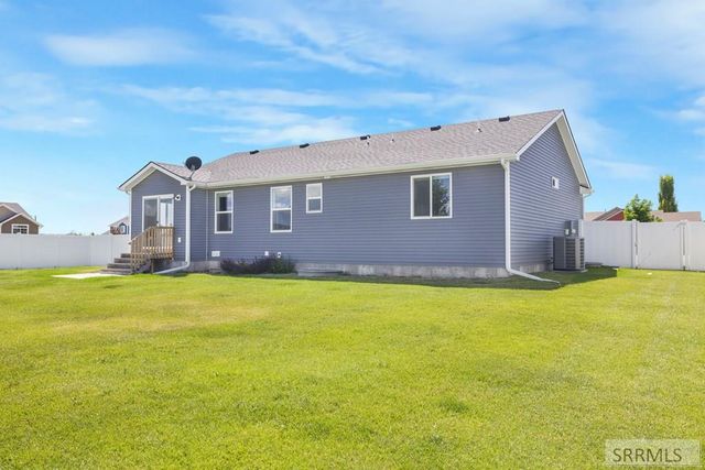 2698 N Woodbine Road, Idaho Falls, ID 83401