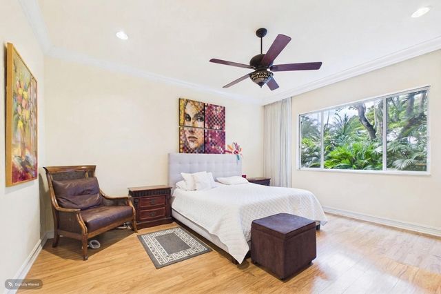 101 Palm Bay Circle B, Palm Beach Gardens, FL 33418
