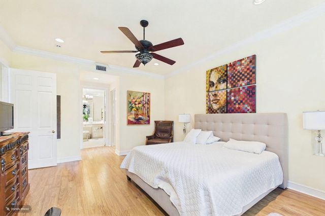 101 Palm Bay Circle B, Palm Beach Gardens, FL 33418