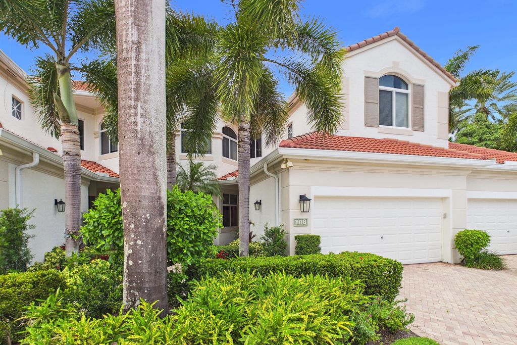 101 Palm Bay Circle B, Palm Beach Gardens, FL 33418
