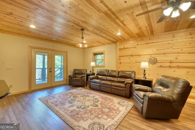 6132 Ruth Drive, Young Harris, GA 30582