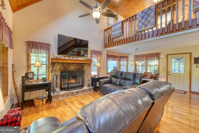 6132 Ruth Drive, Young Harris, GA 30582