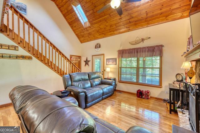 6132 Ruth Drive, Young Harris, GA 30582