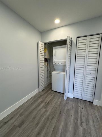 11500 NW 39th St, Sunrise, FL 33323