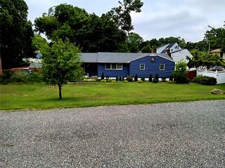 86 Hulse Avenue, Wading River, NY 11792