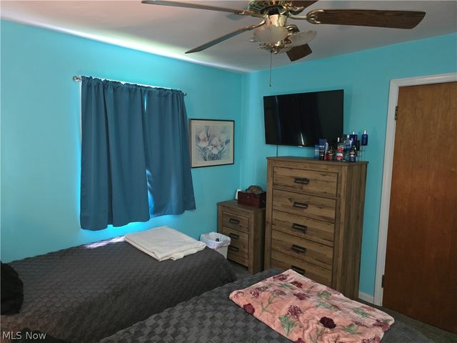 2666 Owaisa Road, Cuyahoga Falls, OH 44221