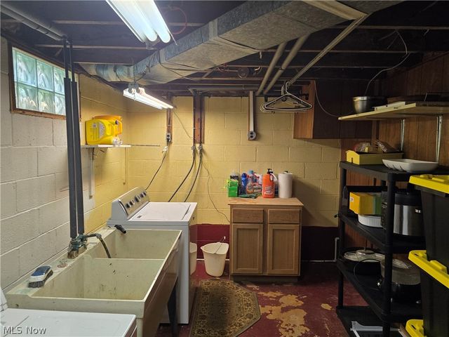 2666 Owaisa Road, Cuyahoga Falls, OH 44221