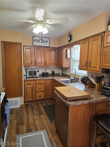 2666 Owaisa Road, Cuyahoga Falls, OH 44221