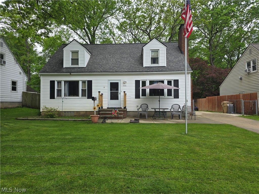2666 Owaisa Road, Cuyahoga Falls, OH 44221