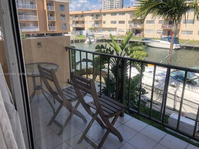 3531 NE 170th St 204, North Miami Beach, FL 33160