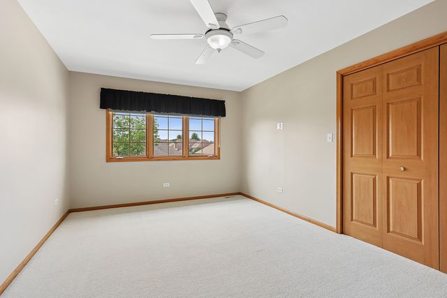 10536 Pentagon Drive, Orland Park, IL 60467
