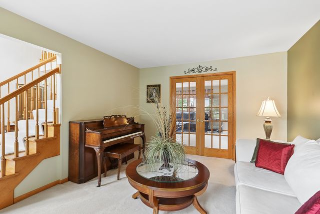 10536 Pentagon Drive, Orland Park, IL 60467