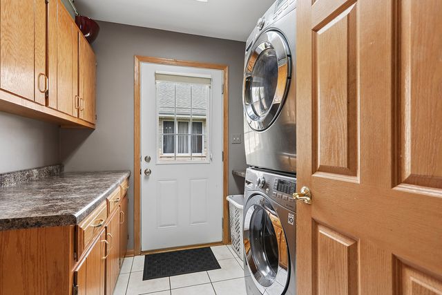 10536 Pentagon Drive, Orland Park, IL 60467