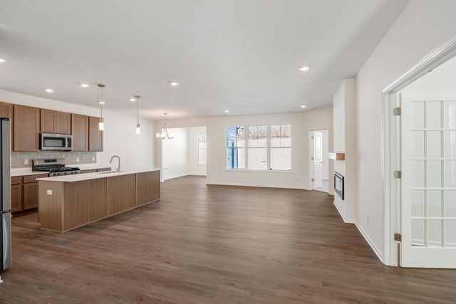 4064 Reflection Place, Valparaiso, IN 46385