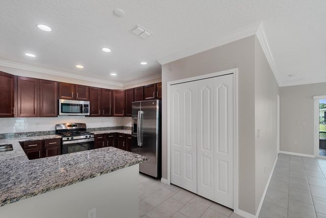 5932 Spicewood Lane, Vero Beach, FL 32966