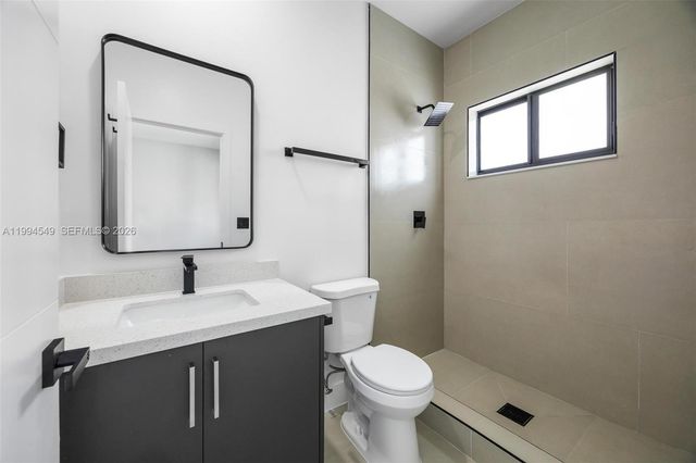 601 NW 3rd Ave A, Hallandale Beach, FL 33009