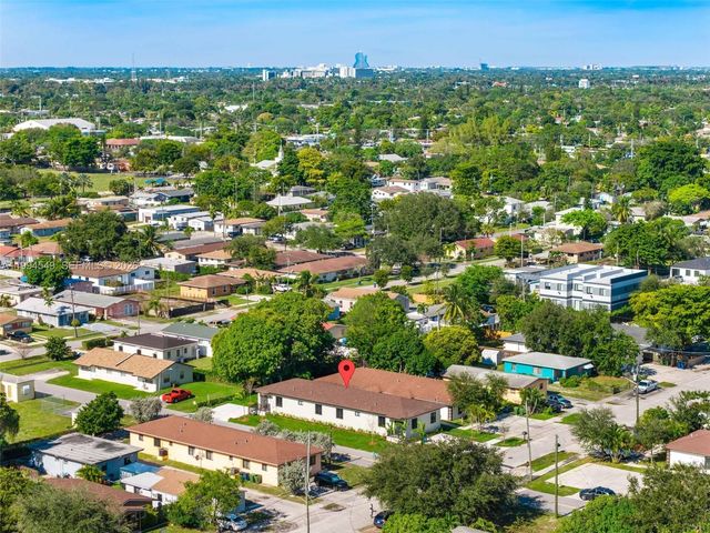 601 NW 3rd Ave A, Hallandale Beach, FL 33009