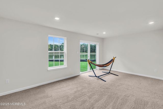 208 Mantoloking Drive, Jackson, NJ 08527