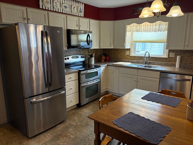 605 Oakdale Drive, Centralia, IL 62801