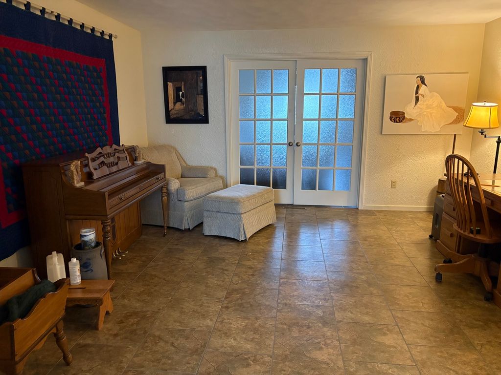 Image 14 of property listing at 605 Oakdale Drive, Centralia, IL 62801