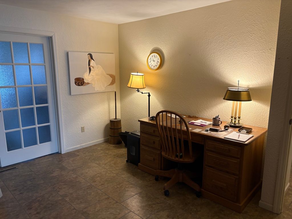 Image 16 of property listing at 605 Oakdale Drive, Centralia, IL 62801