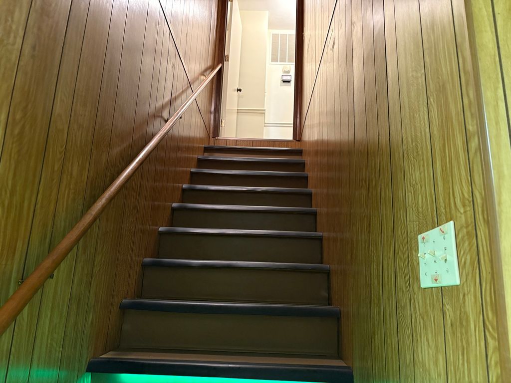 Image 30 of property listing at 605 Oakdale Drive, Centralia, IL 62801