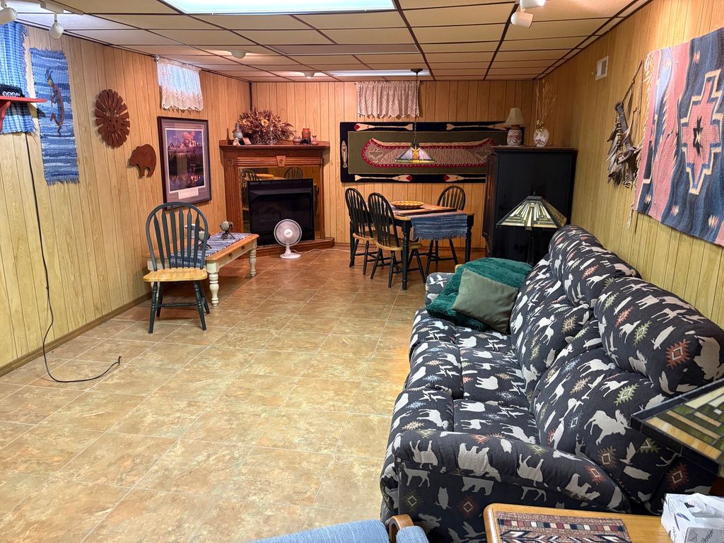 Image 32 of property listing at 605 Oakdale Drive, Centralia, IL 62801