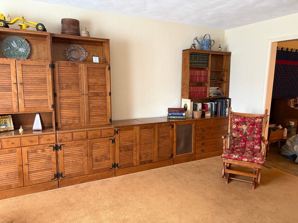 Image 5 of property listing at 605 Oakdale Drive, Centralia, IL 62801