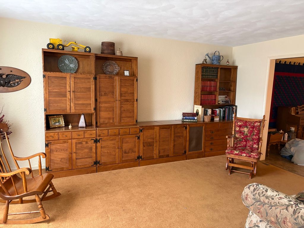 Image 6 of property listing at 605 Oakdale Drive, Centralia, IL 62801